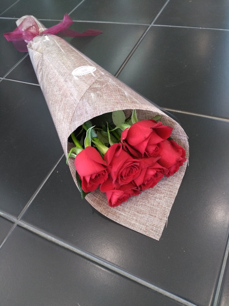 Half Dozen Red Roses for Valentine's Day